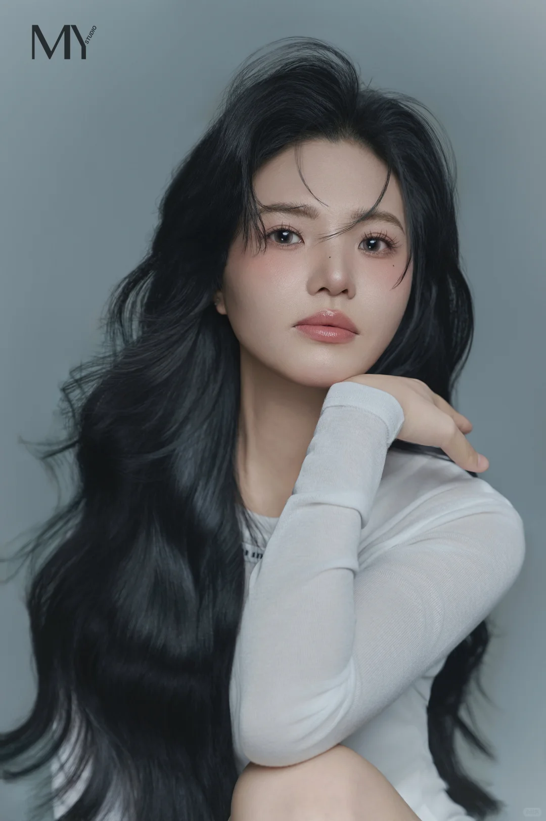 格雷女孩🐈‍⬛miu系高级感纯欲慵懒少女写真