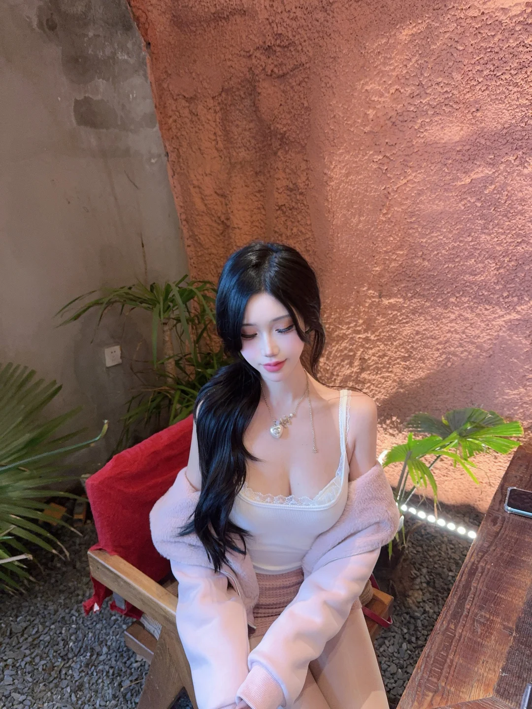 小甜辣妹出现一下