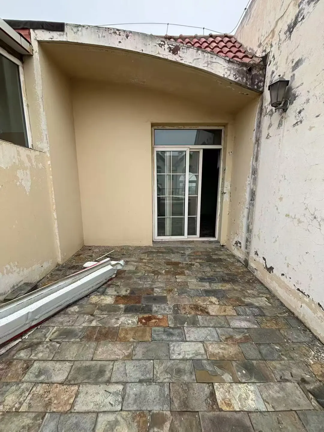 房东诚心卖 有房产证 总价低 一共3.2万