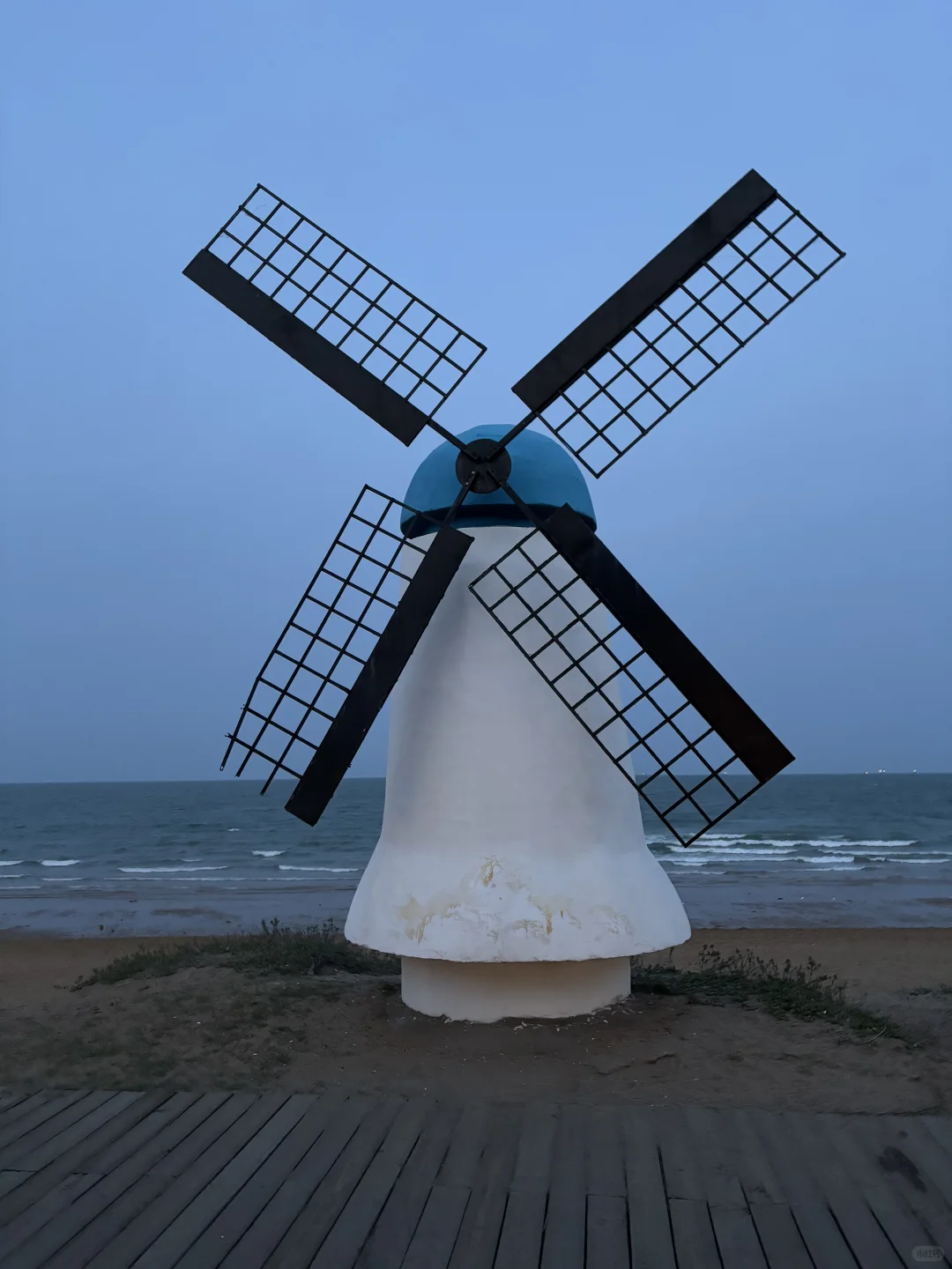 来秦皇岛住我家吧，158俩人😭就在阿那亚！