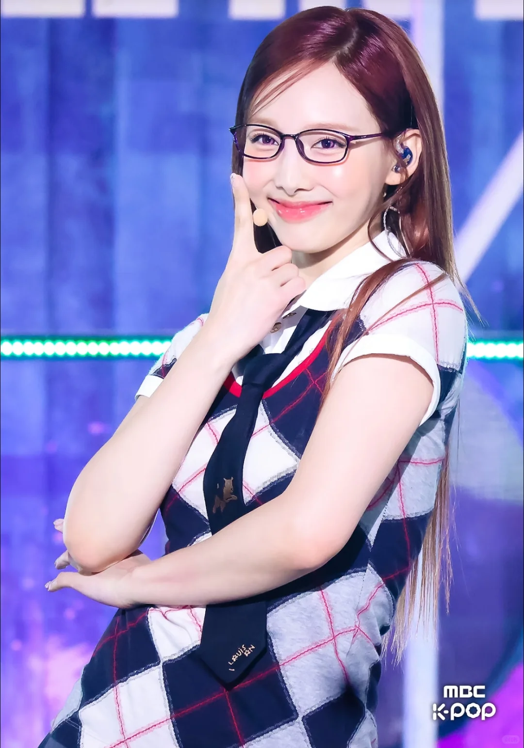 一些身材匀称的女豆