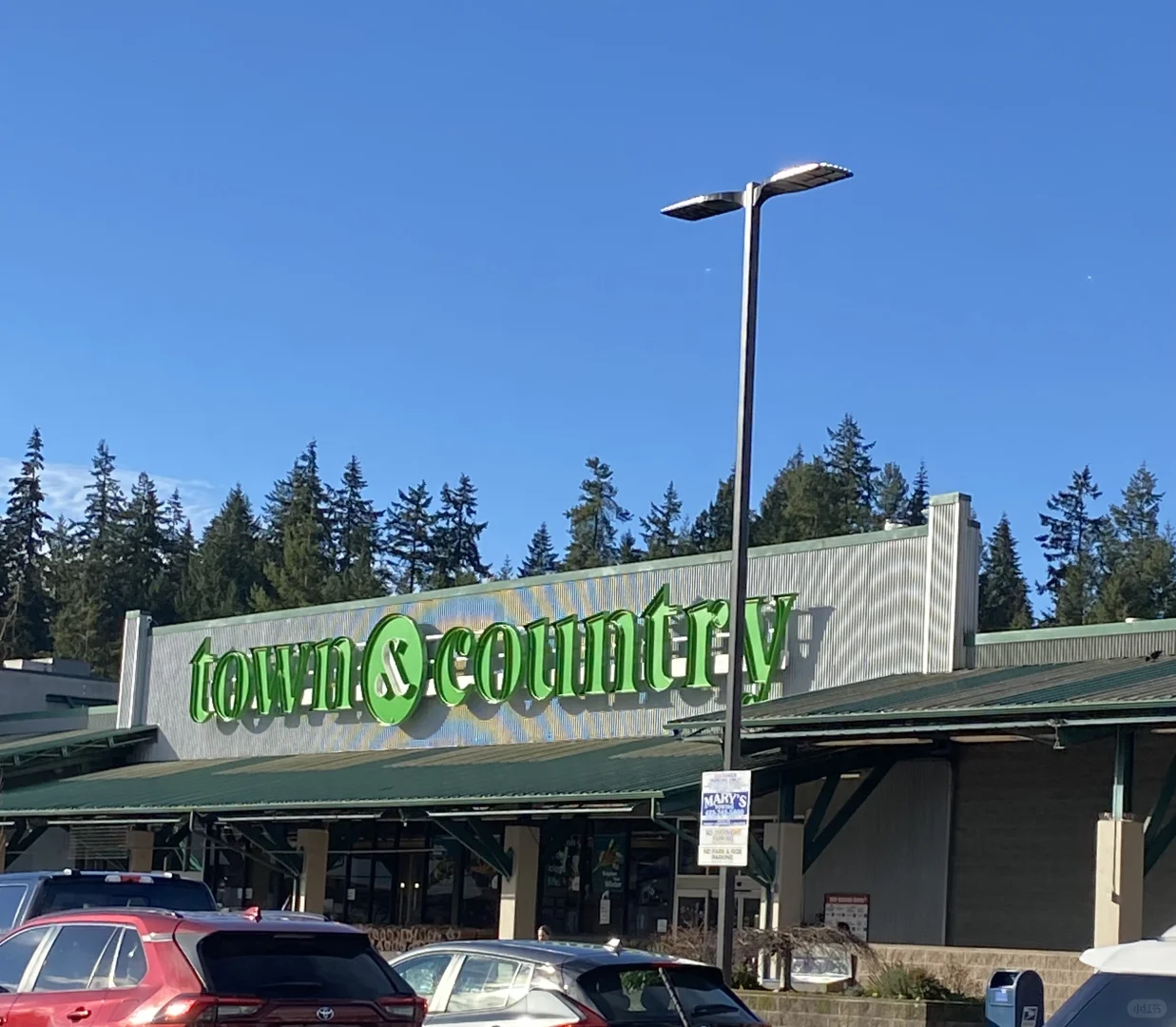 ϵurTown Country