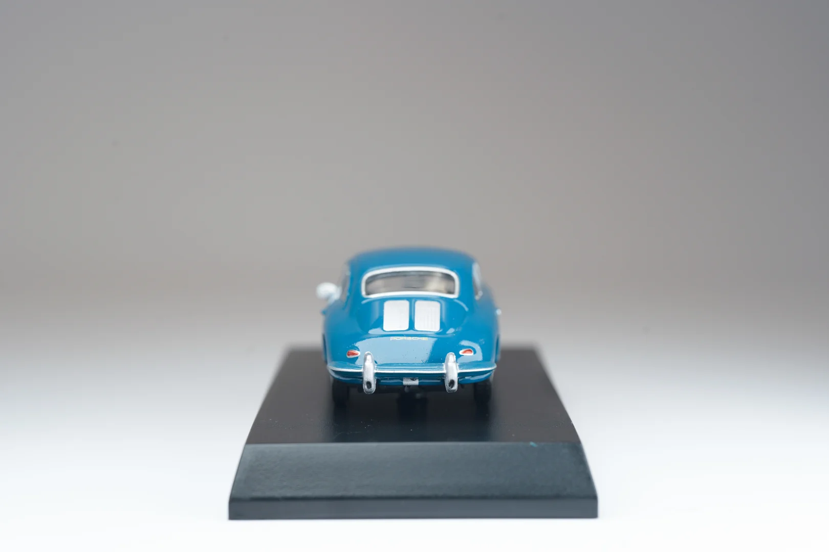 KyoshoPorsche 356C Coupe