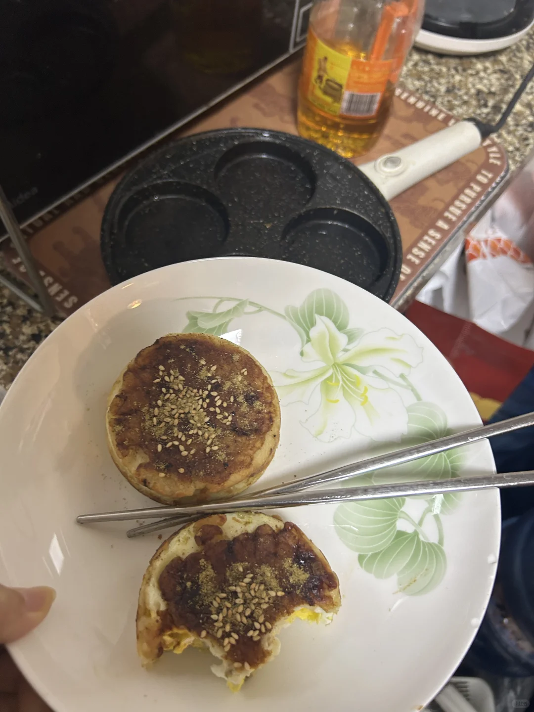 今天做了六个蛋堡 算一下成本