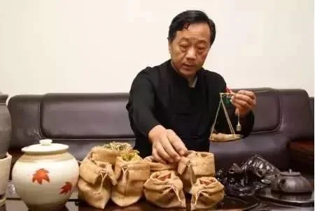 ʶ⣬ѧз