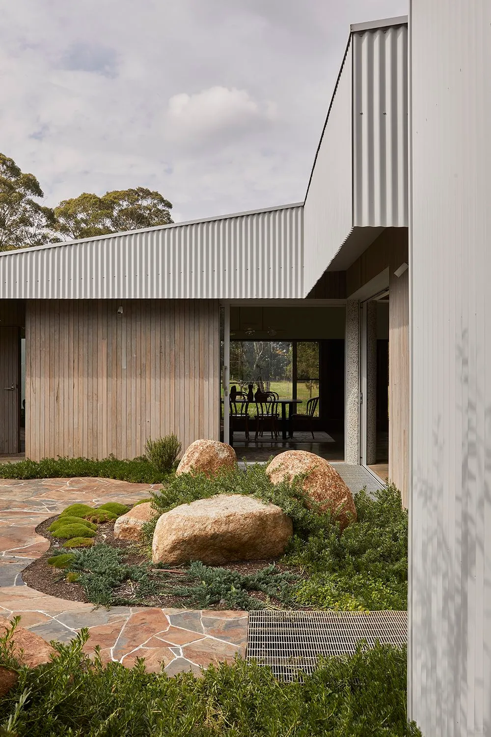 Room for all Stages by MRTN Architects