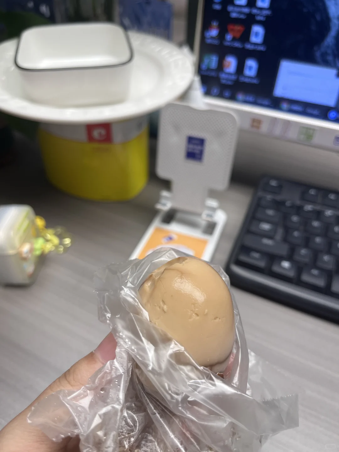 ڼˣ