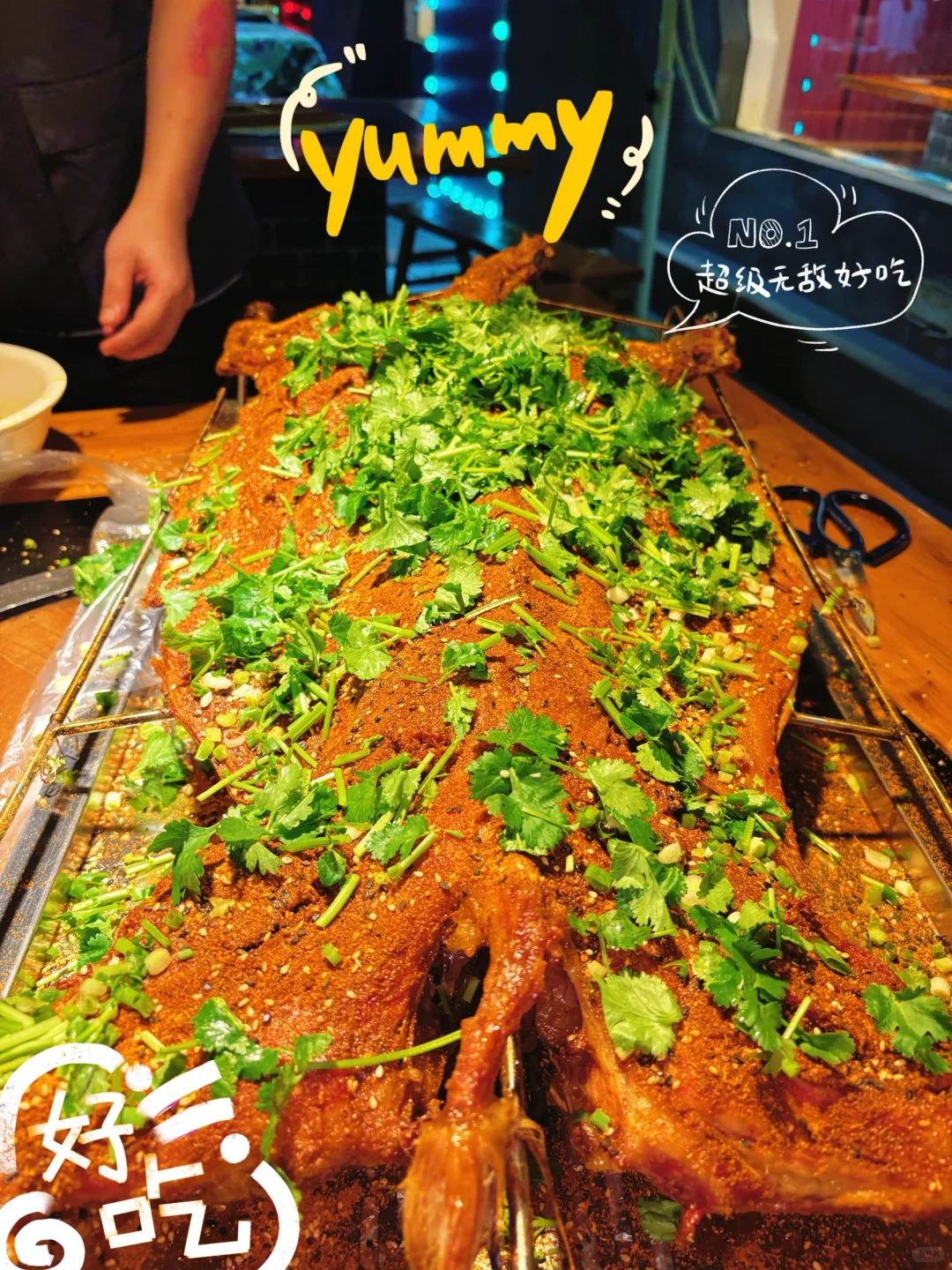 广安第一家地摊烤羊出摊了