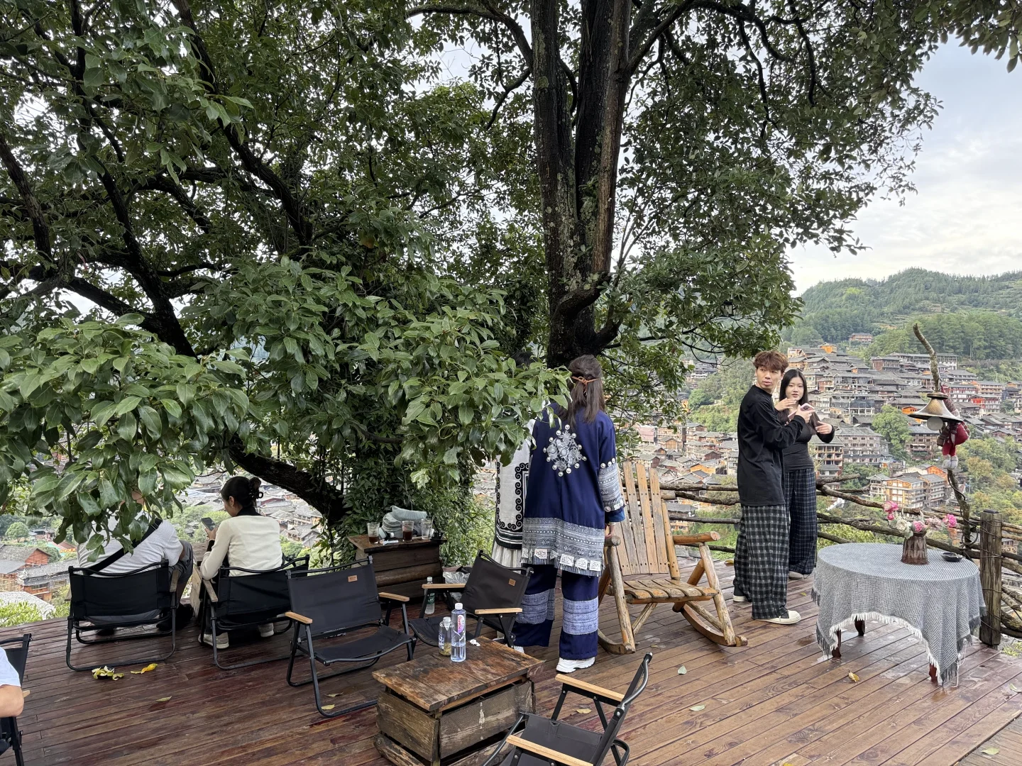 千户苗寨真的超美的!慢慢感受!慢慢体验!