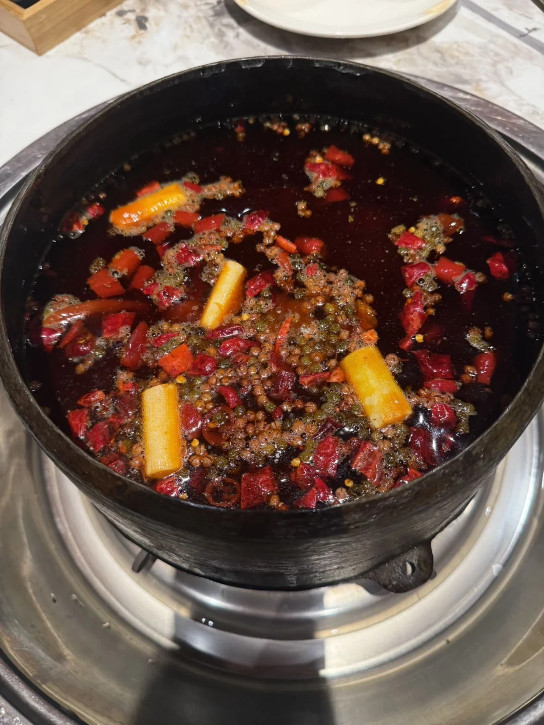 老店老滋味,红油鼎锅羊肉太绝了?