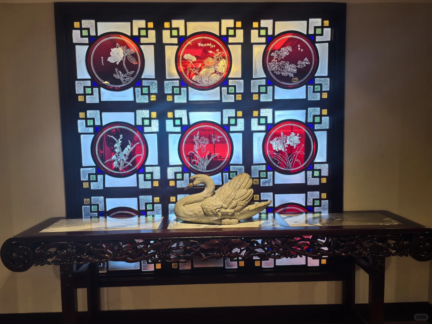 广州白天鹅宾馆早茶|人均600+的黑珍珠体验