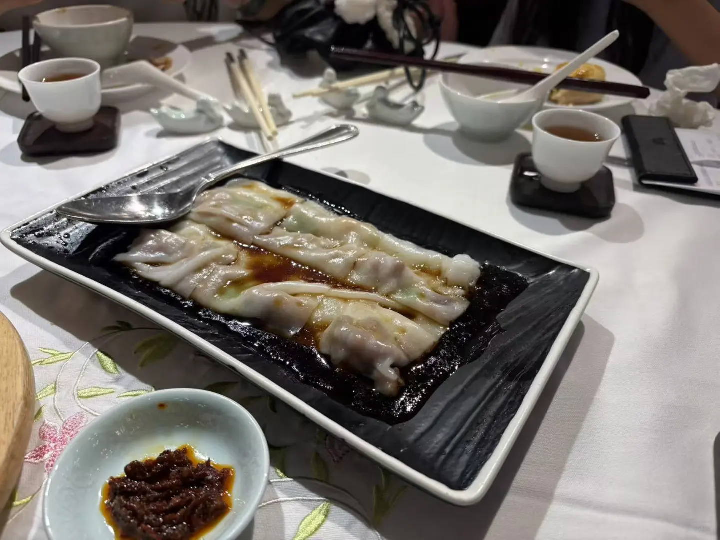 广州白天鹅宾馆早茶|人均600+的黑珍珠体验