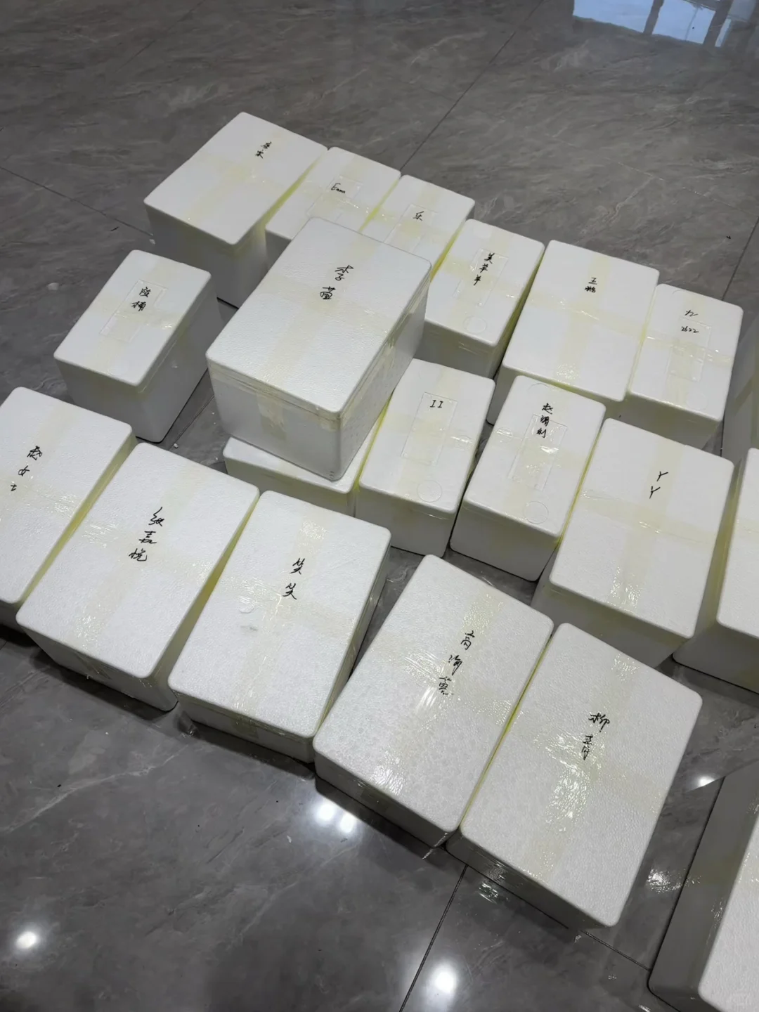 为什么羊奶比牛奶贵那么多?