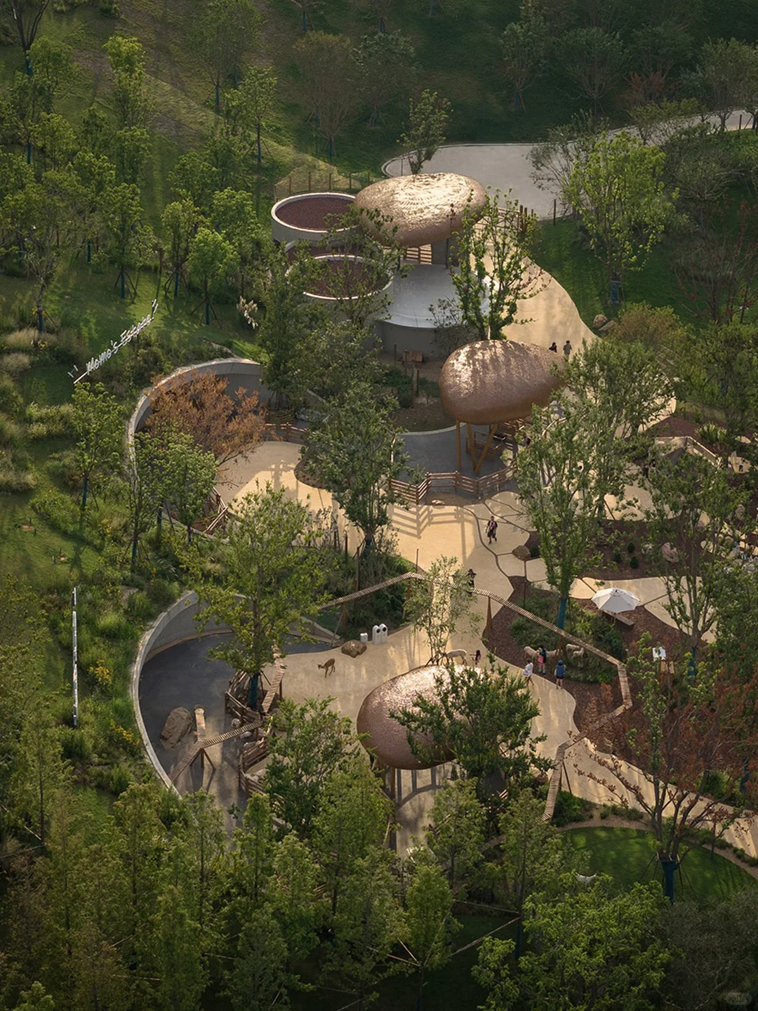 万社设计?麓客岛动物农场