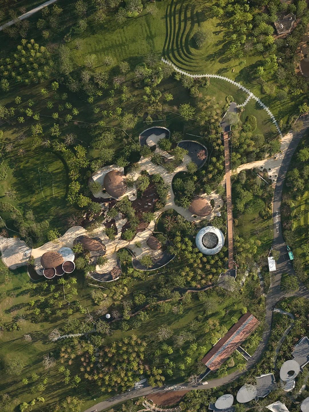 万社设计?麓客岛动物农场