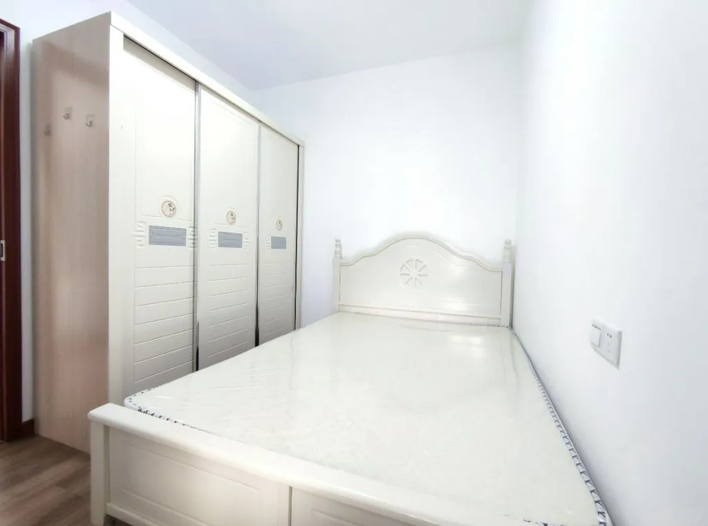 高新石羊场套三3000/??