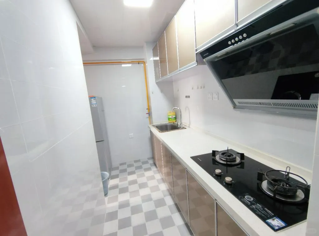 高新石羊场套三3000/??