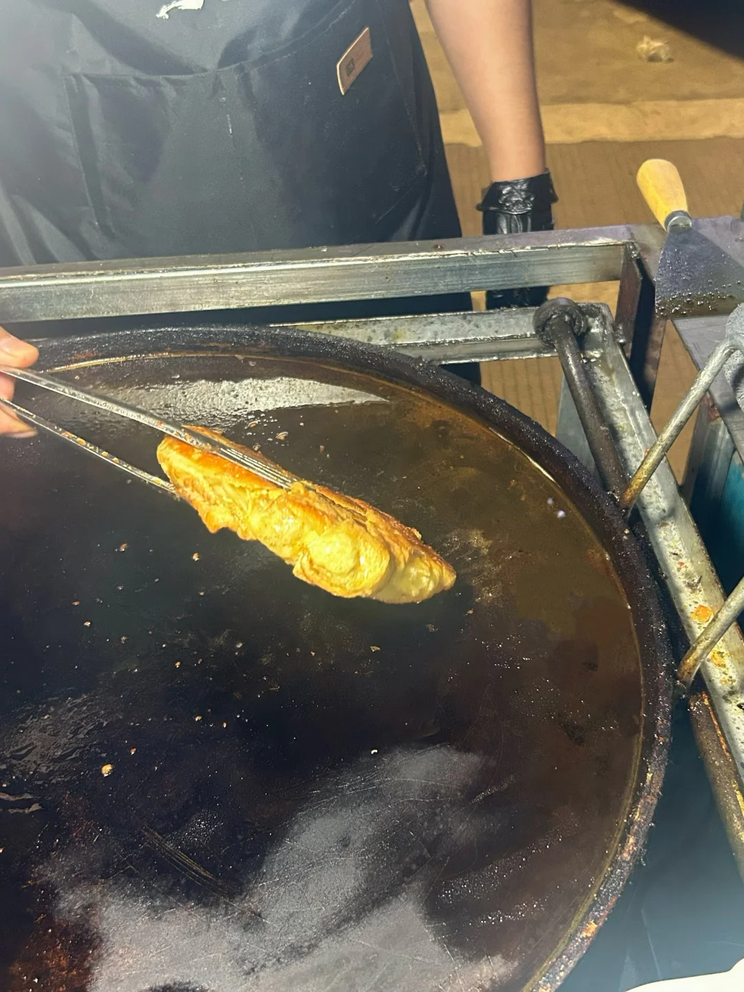 在黄岩!吃上了网上很火的烤炉鸡蛋灌饼