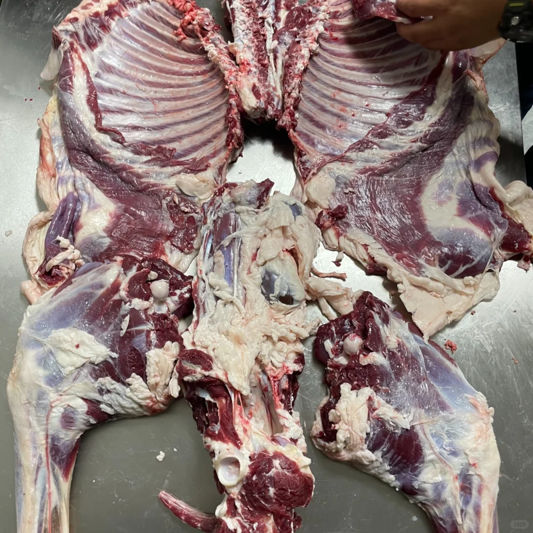 帮家里卖羊肉的第十天,一只没卖出去咋办呀