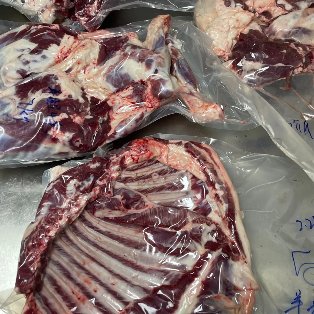 帮家里卖羊肉的第十天,一只没卖出去咋办呀