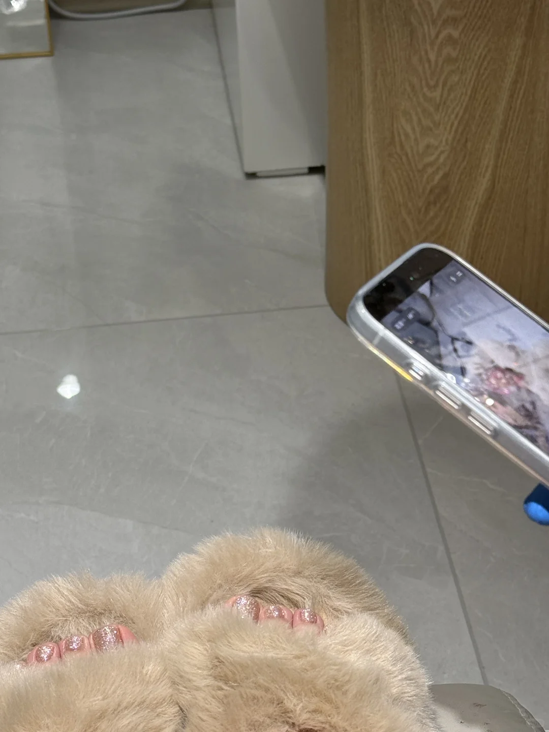 ��������