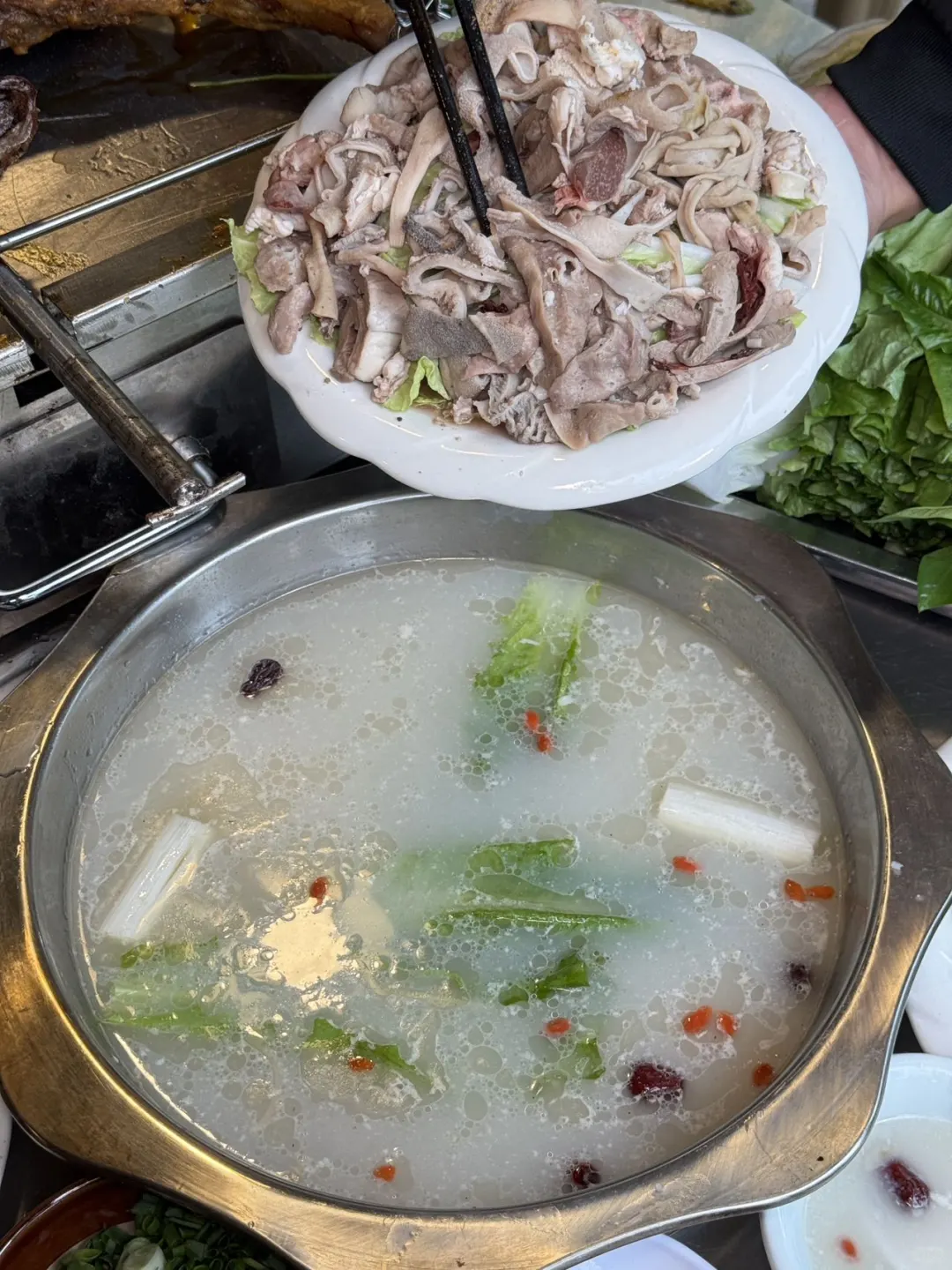 在重庆,烤全羊我只吃这家!!