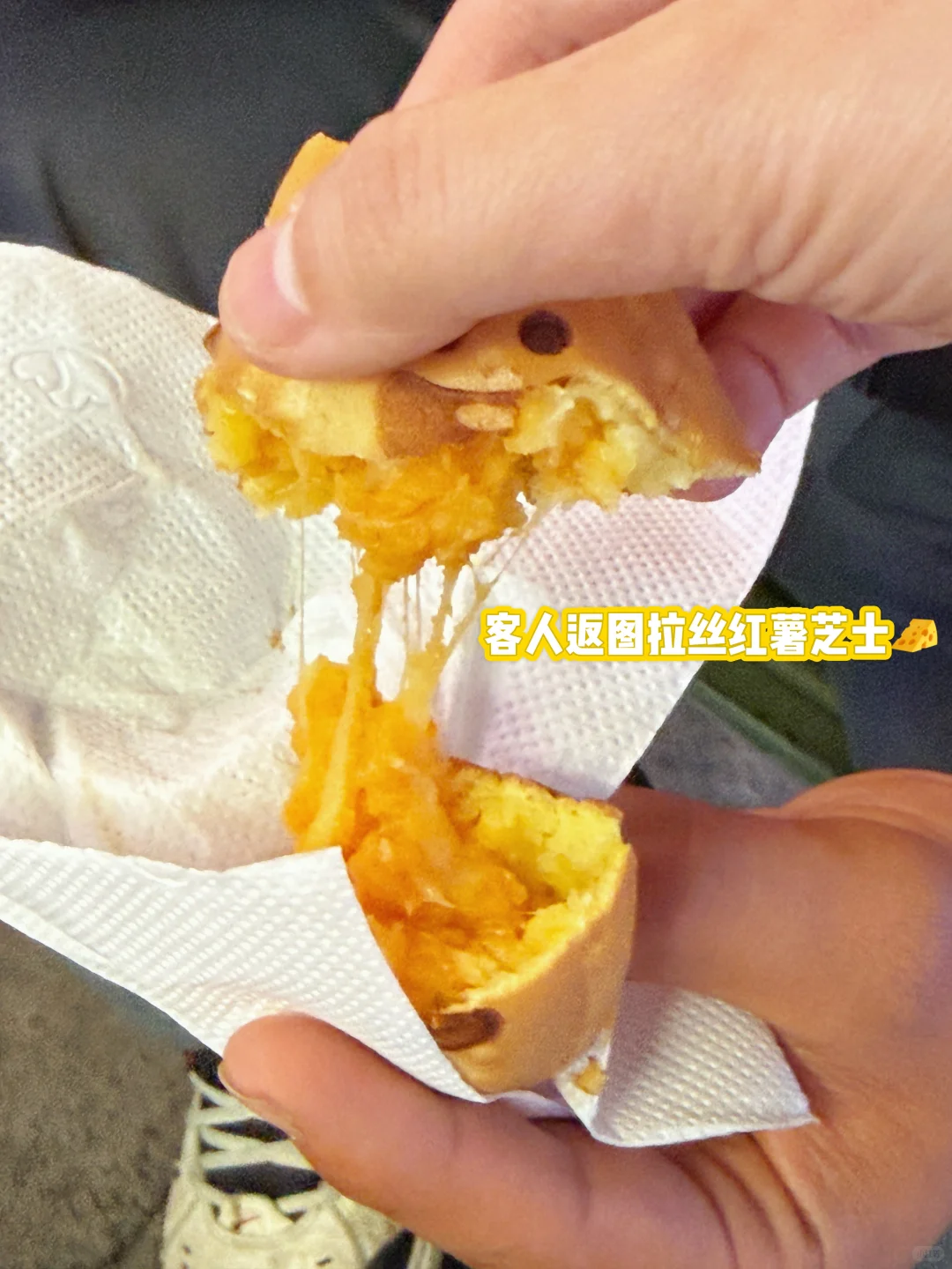 12.19̨�Ǳ���΢Ц�����г�̯��