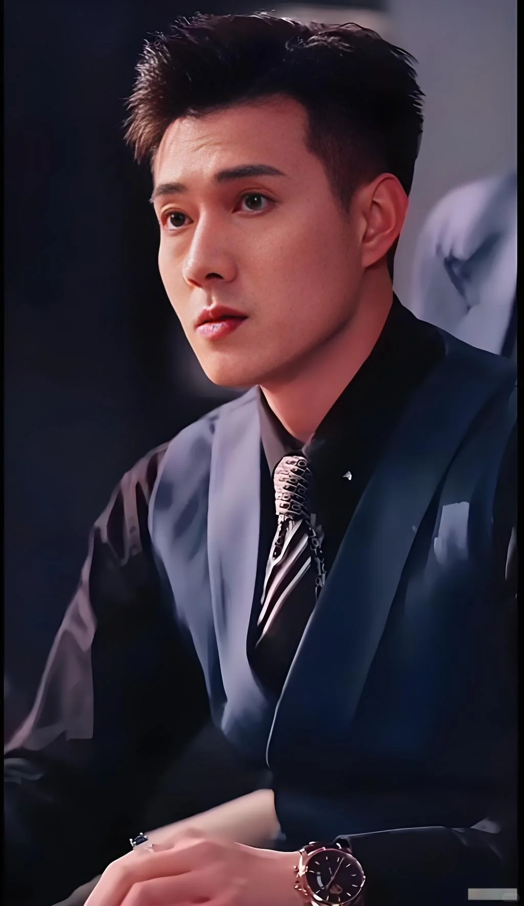 �����Ĳ�����������ծ200�򵽶̾硰�ݼ���