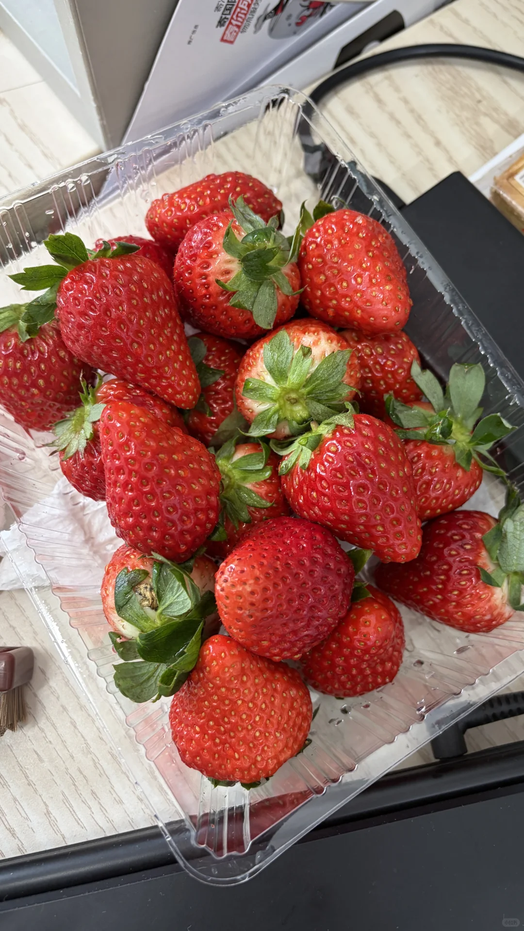 ?在廊坊的!都给我去新发地买草莓!!!
