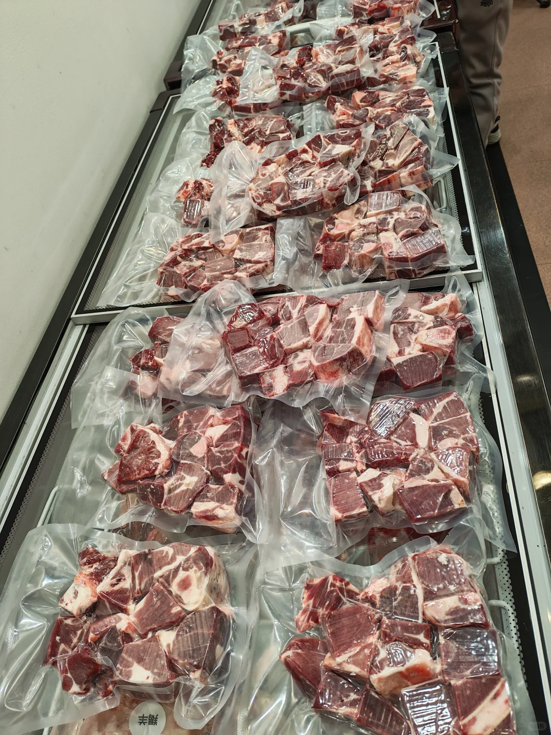 ���ɹŲ�ԭţ�������Ƥ����Ϯ��