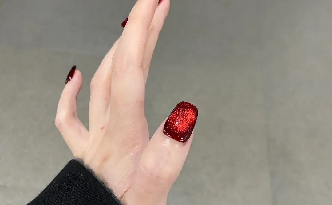 ��ɫ���è������?��Լ�ֿɰ�