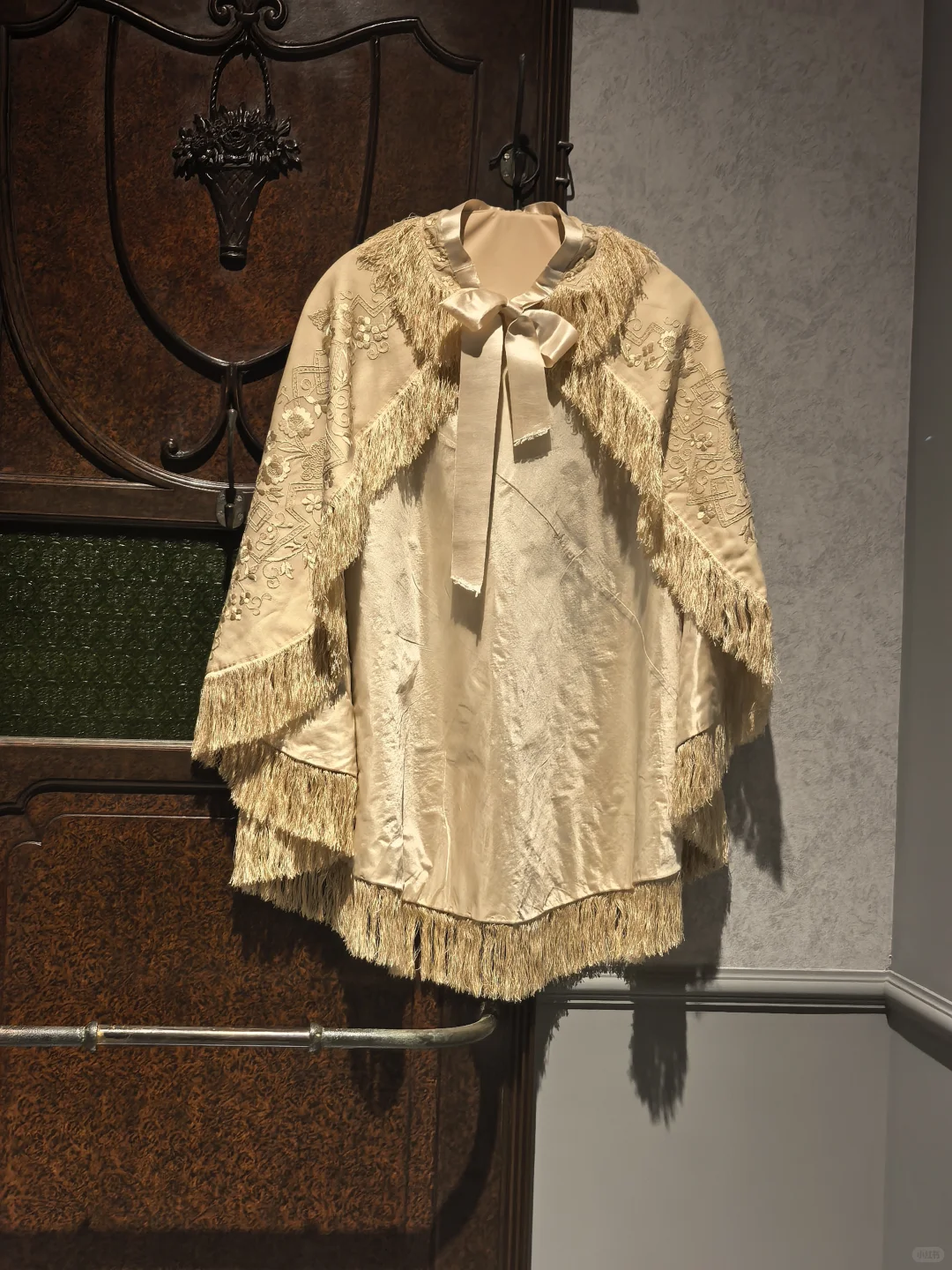 �Ϻ�����ݽ����������ղص�����չ���������ŵ���ʱ�� ���д�ͳ�����Ļ� �л�����֮