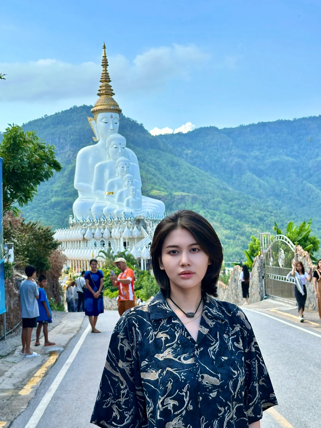 右滑看美女如何一秒变油腻。