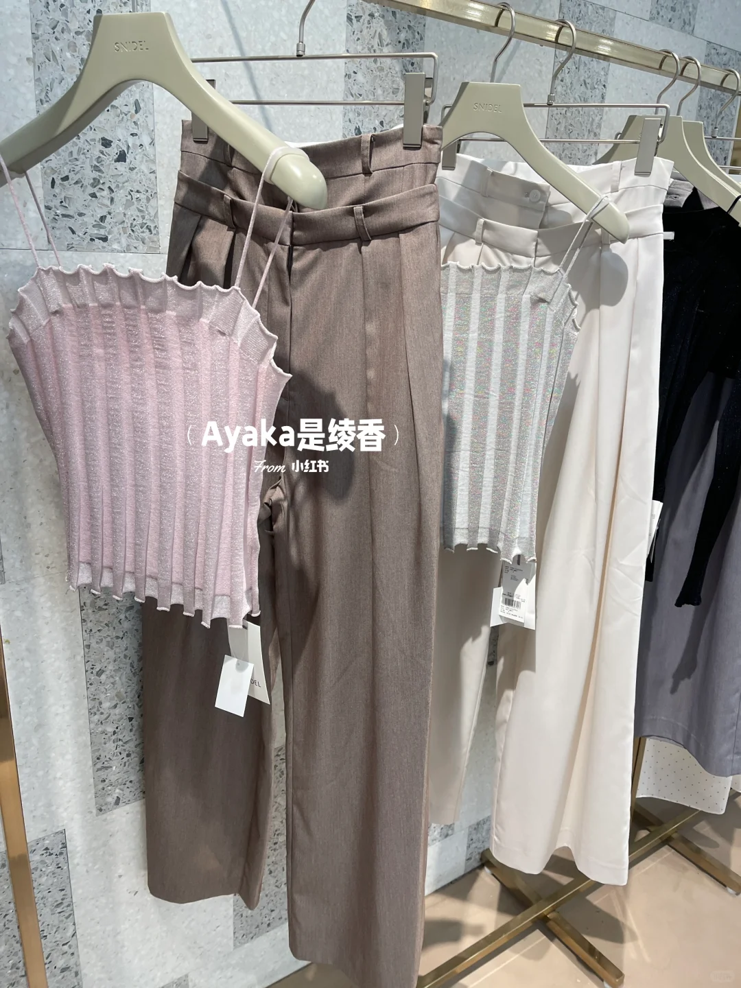 Snidel夏季甜美穿搭👙泳衣超可爱～