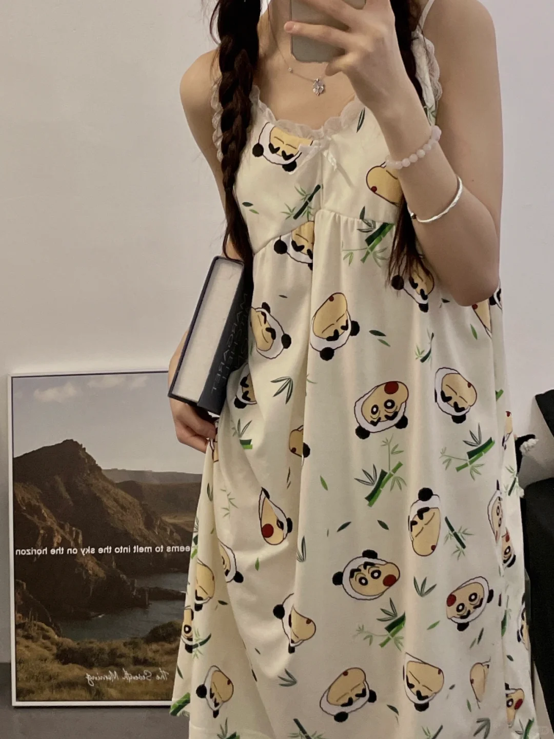 甜妹期待的蜡笔小新吊带睡裙来啦！