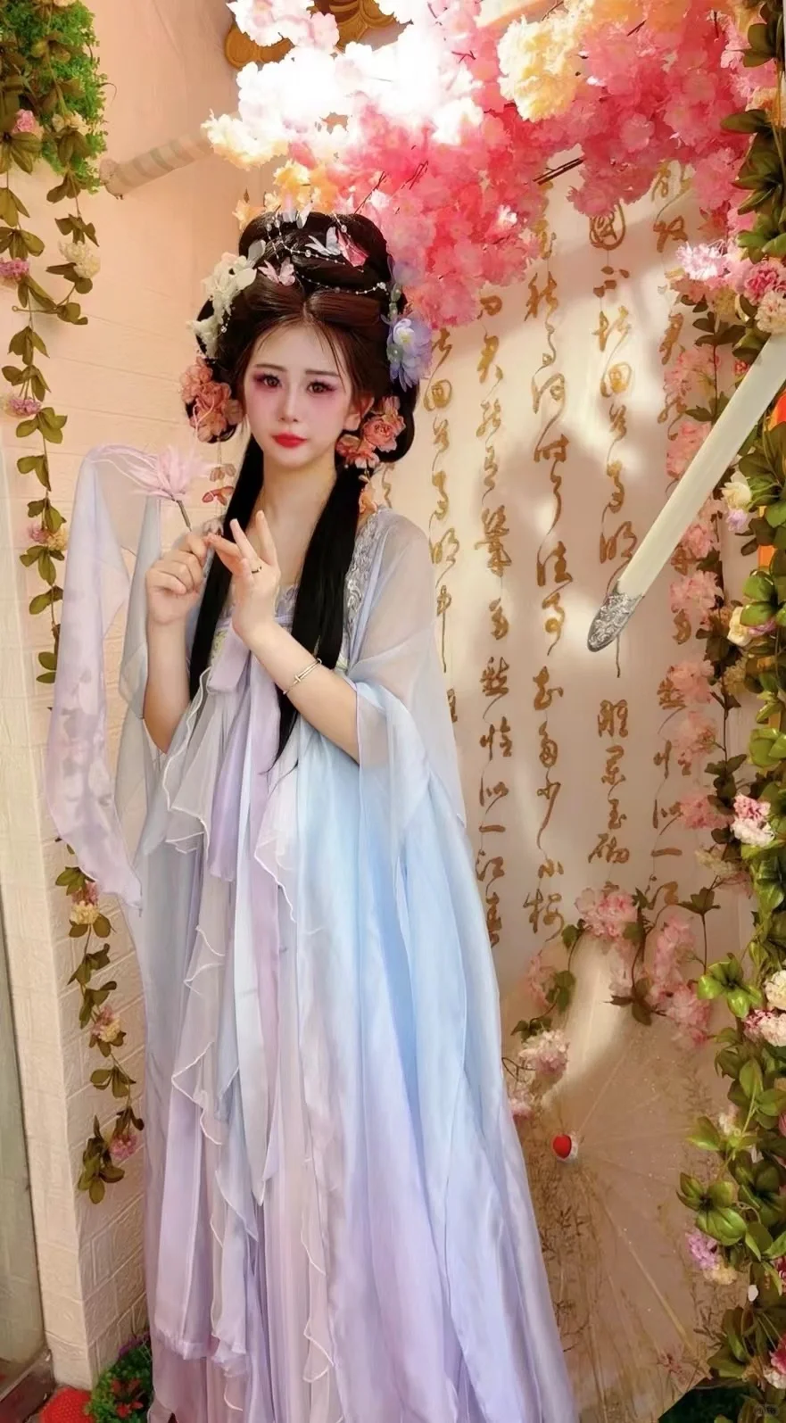 129甜妹无脑冲不踩雷😊😊😊😊😊
