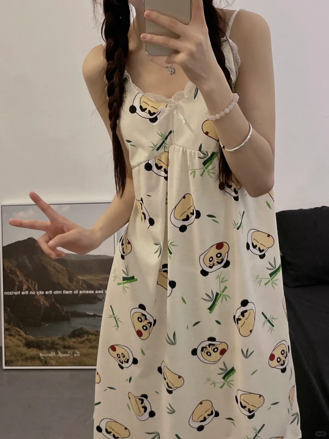甜妹期待的蜡笔小新吊带睡裙来啦！