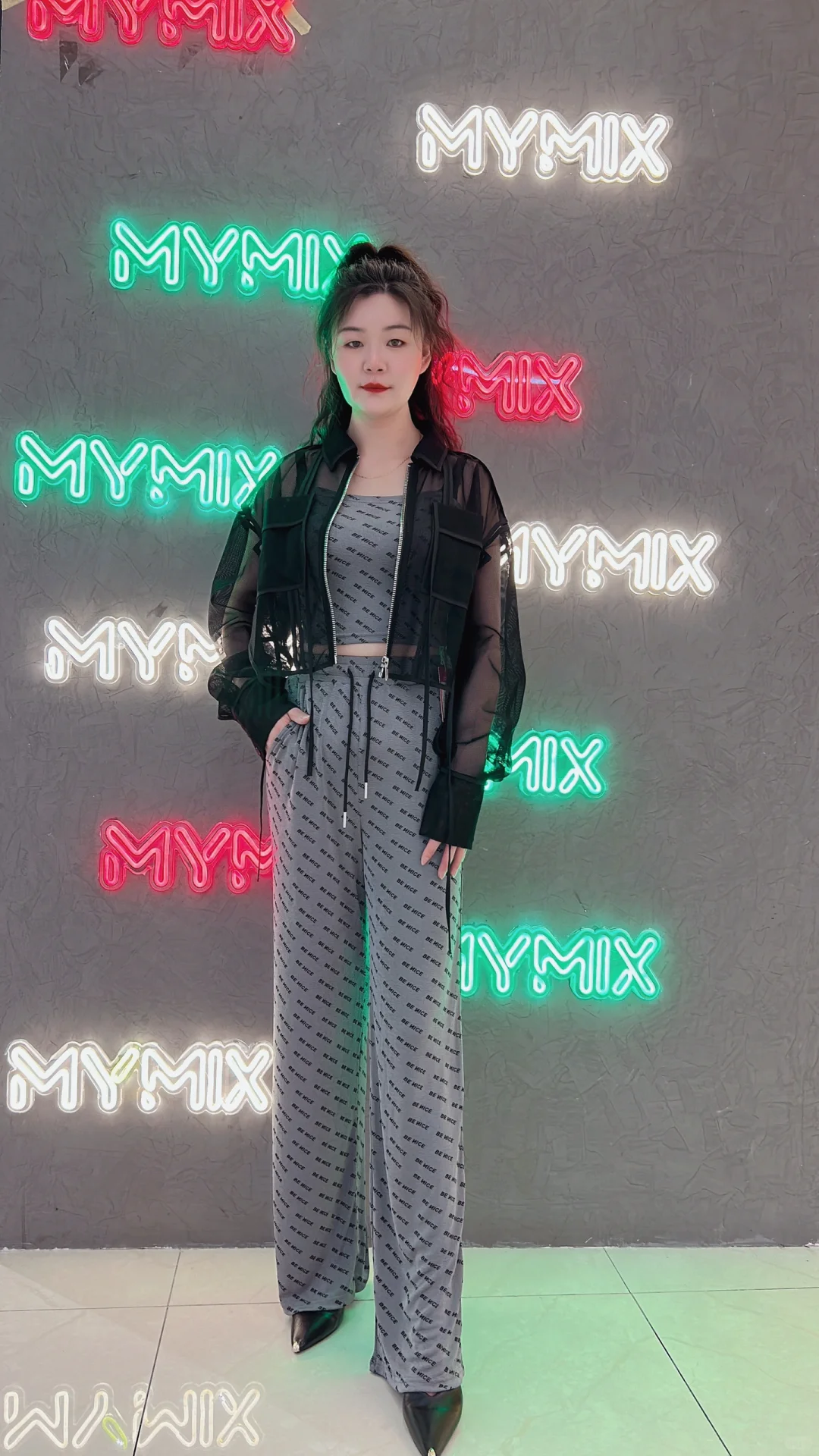 气质美女👩🏻‍🦰