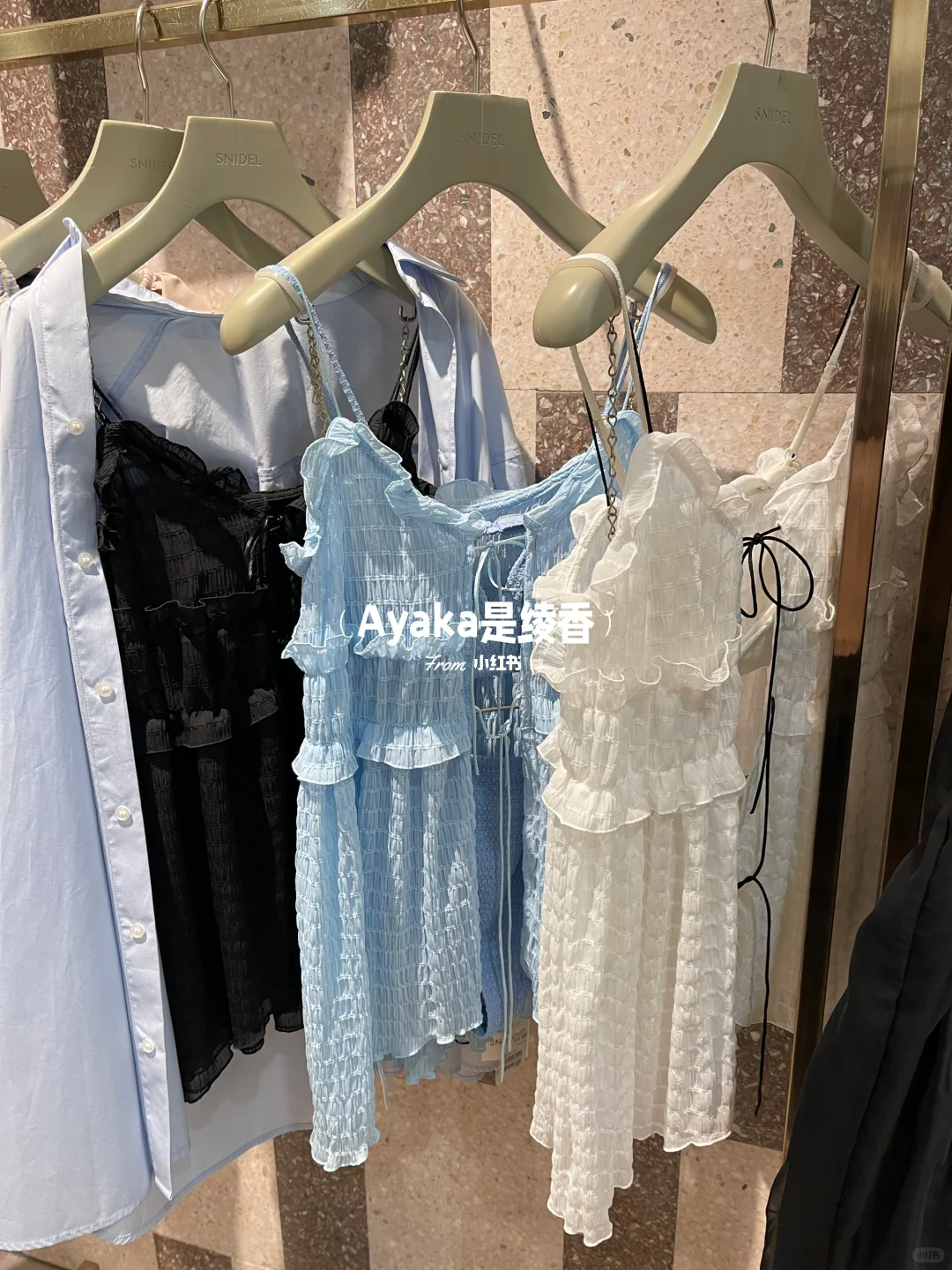 Snidel夏季甜美穿搭👙泳衣超可爱～