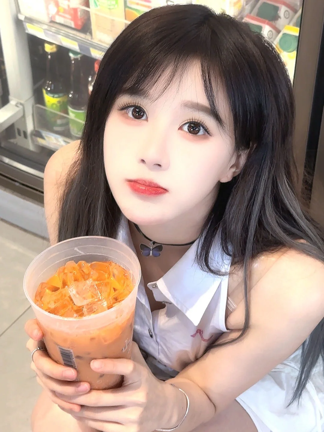 甜一下💘，黑长直加刘海瞬间甜妹
