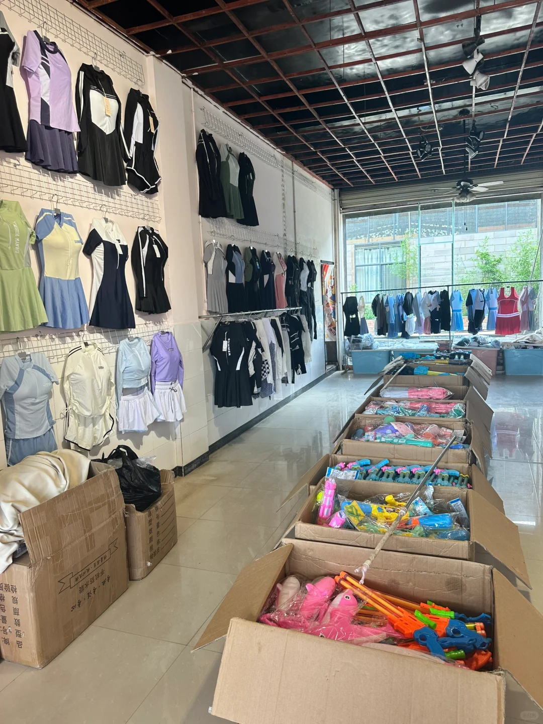 青鱼湾平价小众泳衣店铺