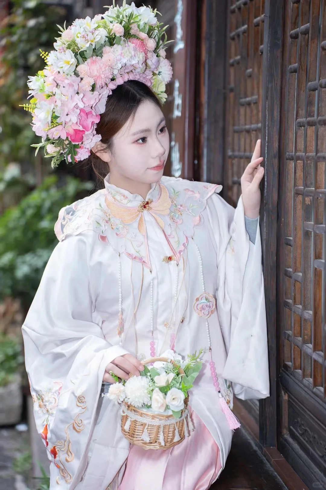 一念簪花，一世无忧 今生戴花，世世漂亮