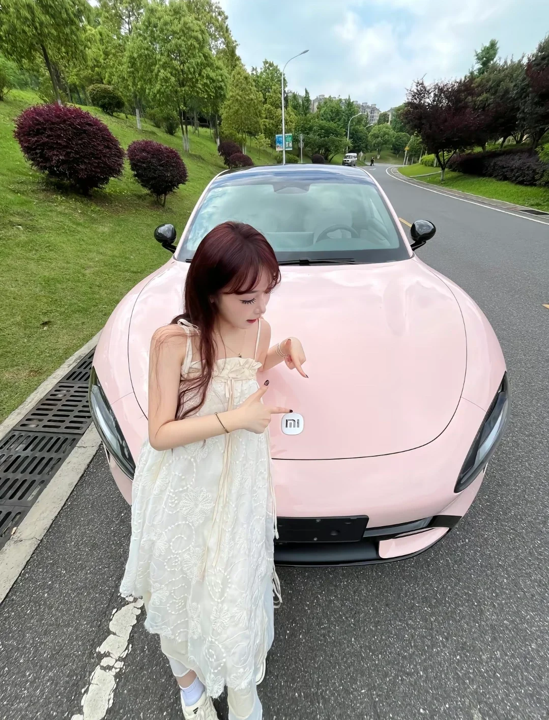 喜提小米 SU7 的美女合集