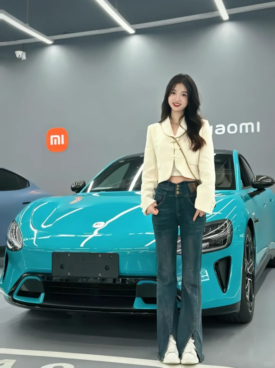 喜提小米 SU7 的美女合集
