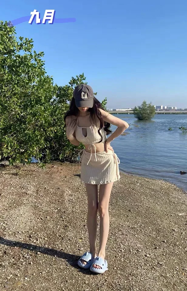 这泳衣也太美了叭👙