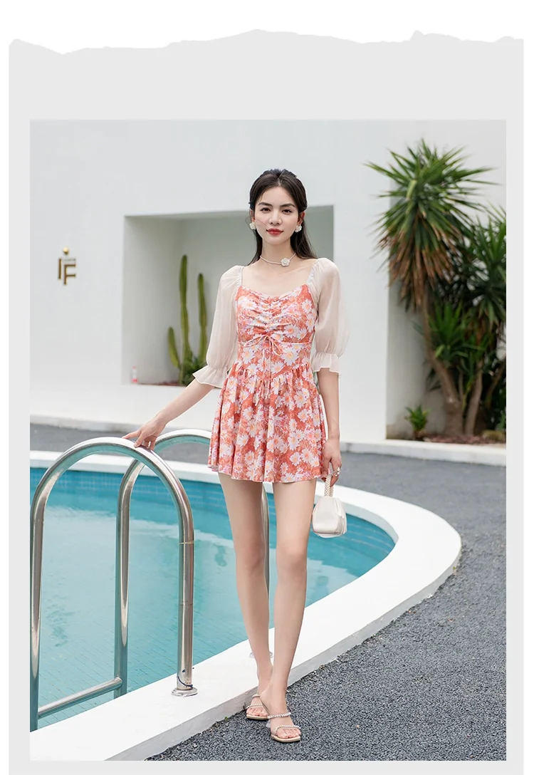 💦想穿上妈妈的👙，穿越到复古年代