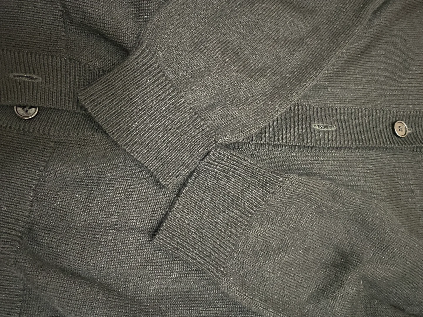 出克拉克粉标开衫