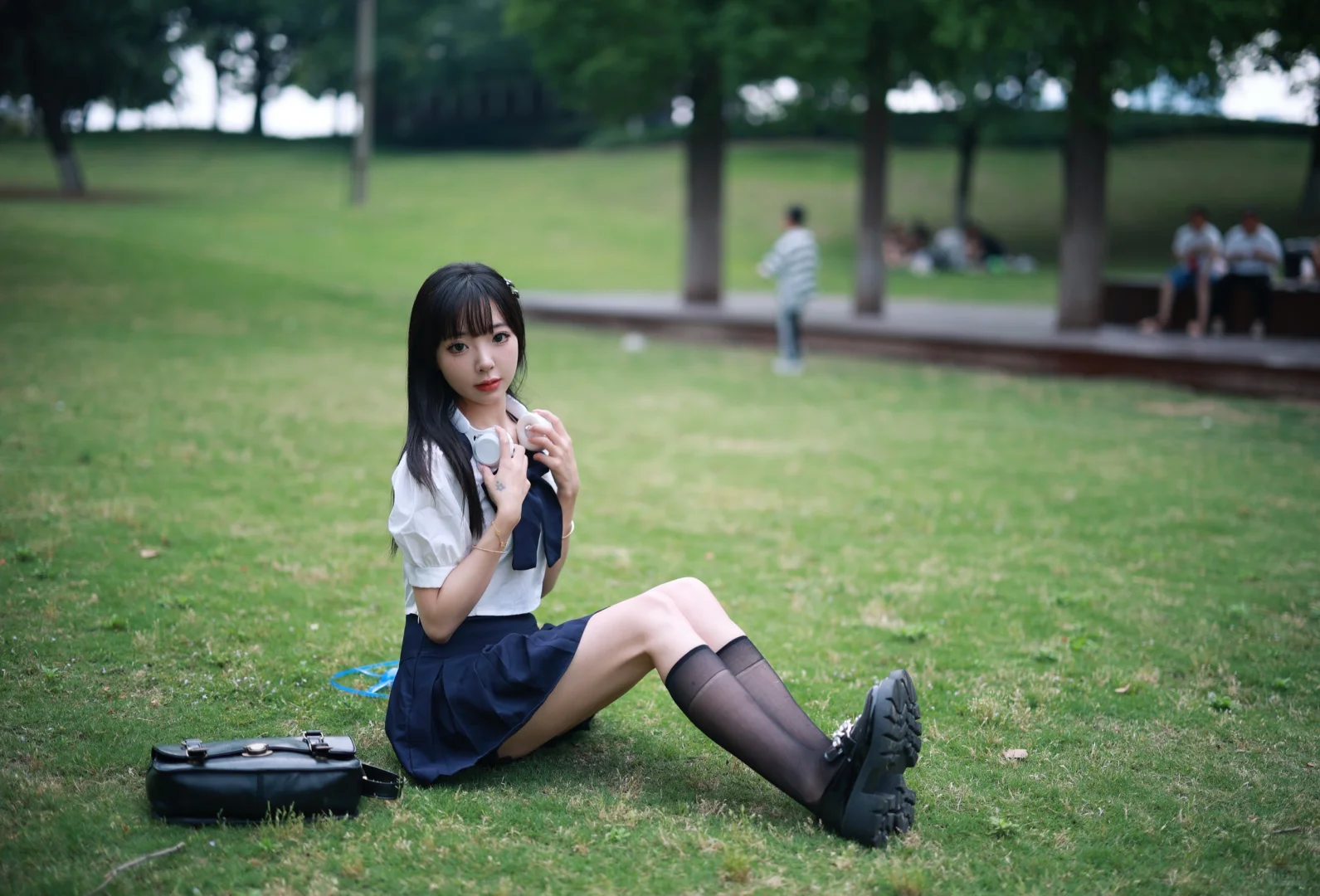 襄阳小瑞士🌲草坪jk日系校服写真