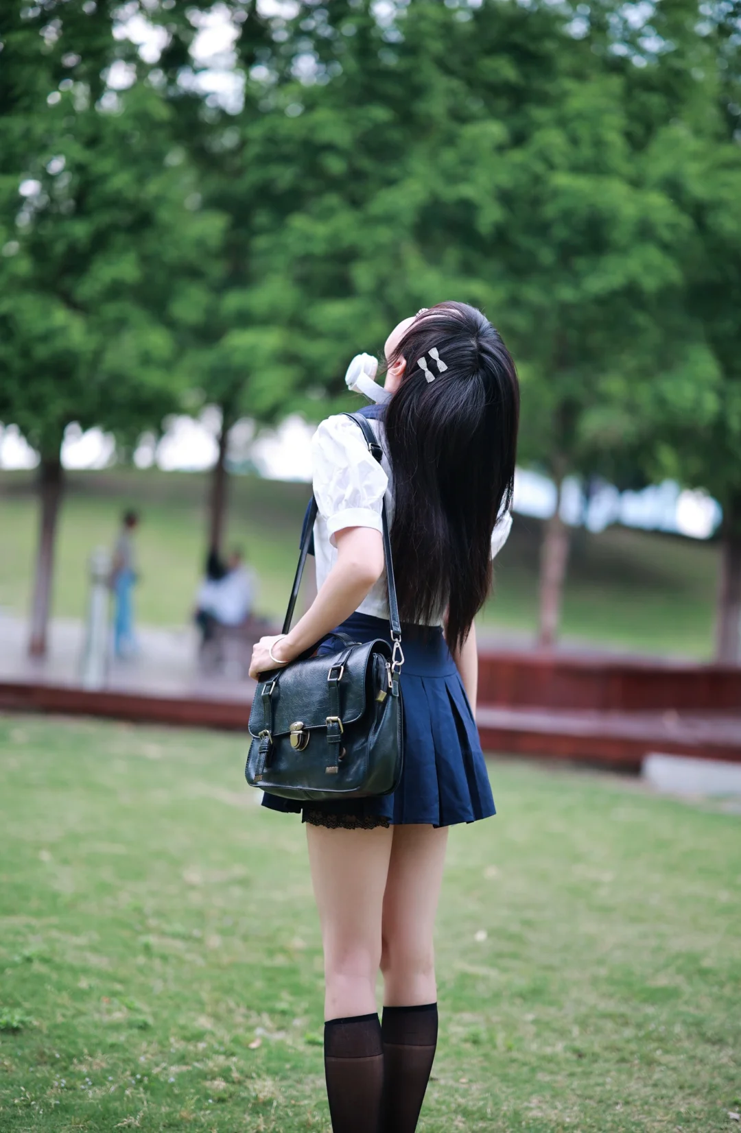 襄阳小瑞士🌲草坪jk日系校服写真
