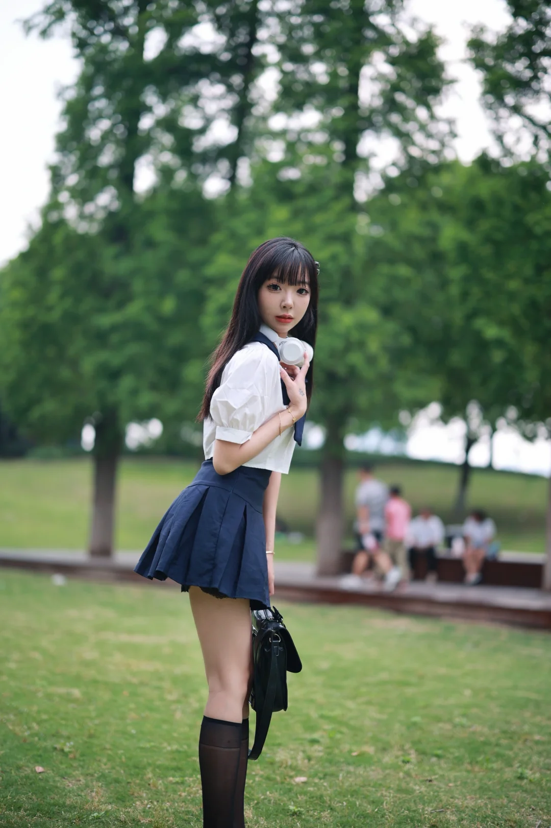 襄阳小瑞士🌲草坪jk日系校服写真